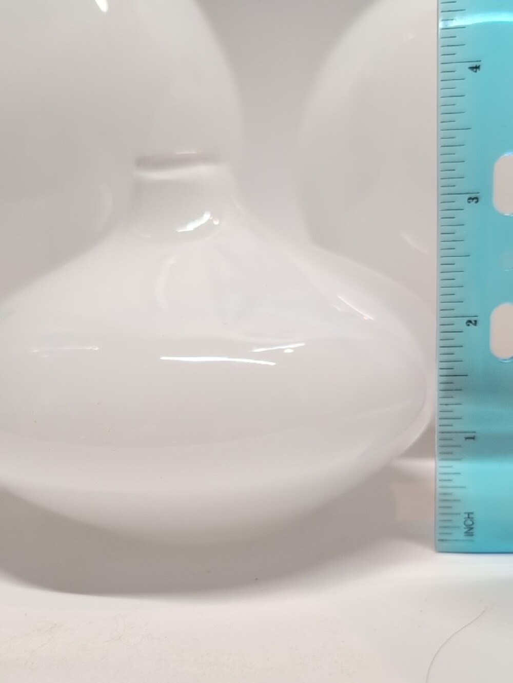 IKEA White Gloss Glass Vase Trio - Picture 3 of 8